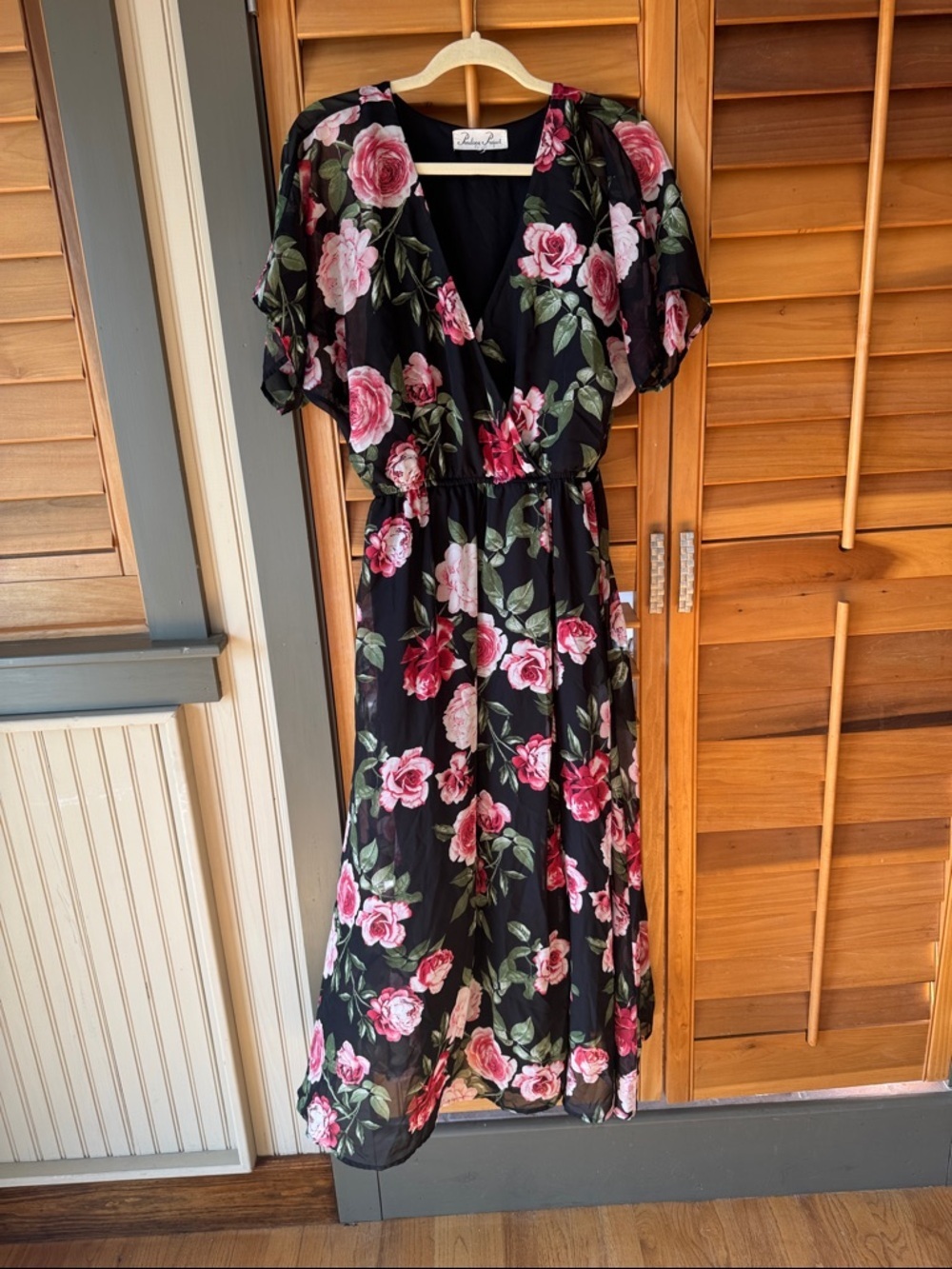 Penelope Project Floral Wrap Maxi Dress in Black with Pink Rose Print size L